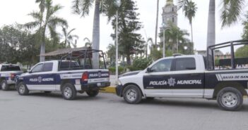 Entrega Mirtha 3 patrullas y arrendará casi 20