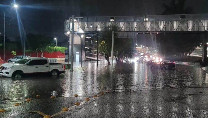 Invierten 200 millones en desazolves y aún así se inundan