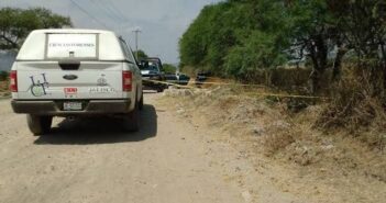 Encuentran a mujer sin vida a un costado del río en Tomatlán