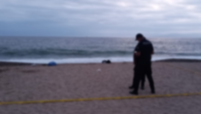 Joven de 21 años muere en playa Camarones