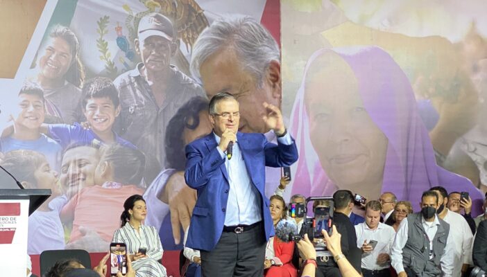 Marcelo Ebrard viene a Jalisco a promoverse con miras al 24