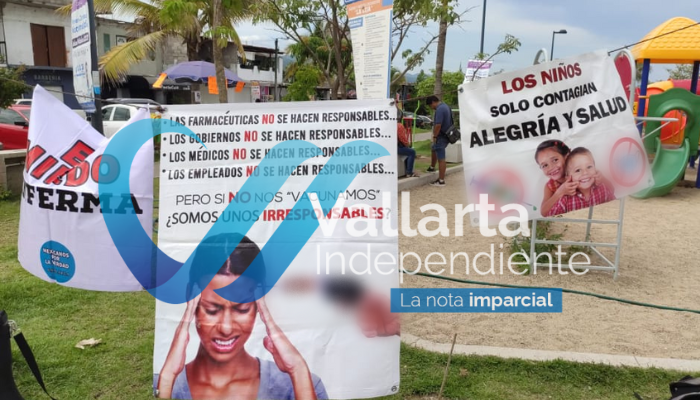 'Mexicanos por la verdad' insultan a personal médico en La Lija