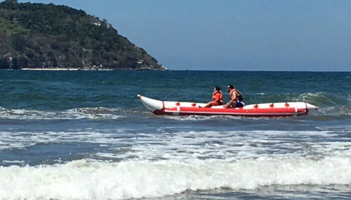 ¡Quién lo diría! Se ahogaban y los rescató 'la banana'