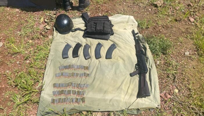 Asegura Ejército Mexicano arsenal en Mazamitla