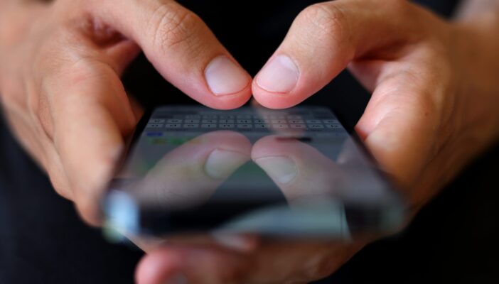 Continúan las quejas por apps de préstamos de dinero