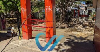 Un año después, puente colgante del Cuale sigue tirado