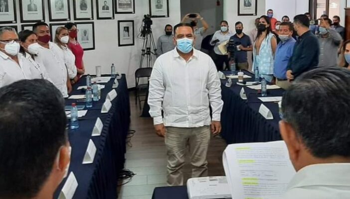 Informe del tesorero se suspendió y sigue incumpliendo la ley