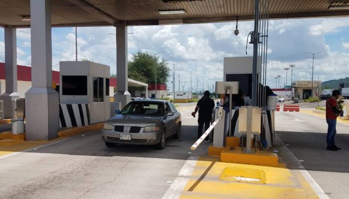 Analizan aumento en cuotas de carreteras federales