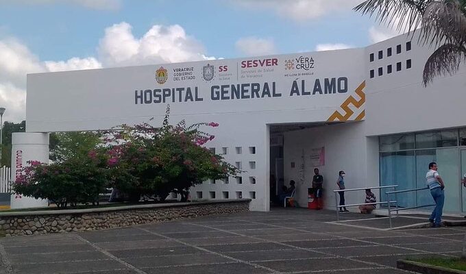 28 alumnos de secundaria sufren "intoxicación" en Veracruz