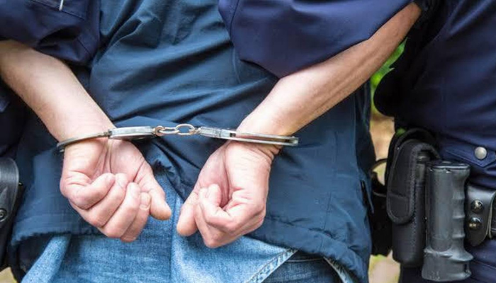 Detienen a ex servidor público de Tototlán por intentar abusar de una mujer