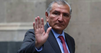 Marcha en defensa del INE "fue una caricatura": Adán Augusto