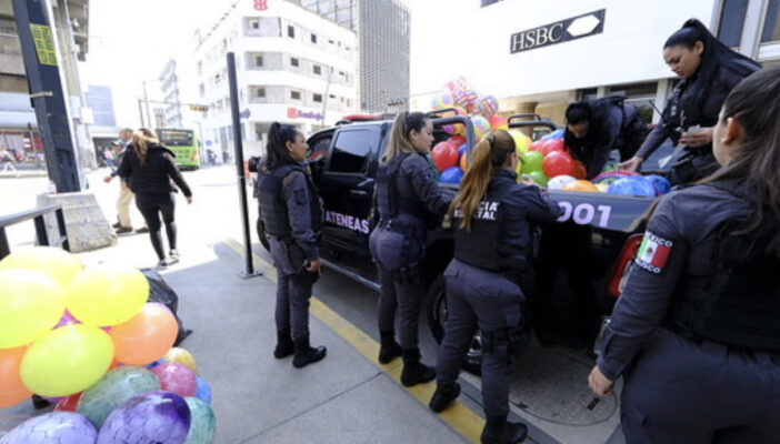 Secretaria de Seguridad de Jalisco realiza operativo para entregar juguetes