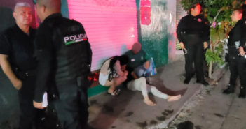 Pleito en fila de farmacia termina en golpiza en la colonia Coapinole