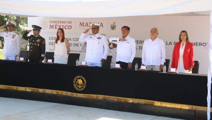 "Profe" Michel prefirió festejar a Veracruz a dar la cara en la manifestación anti-verificentro