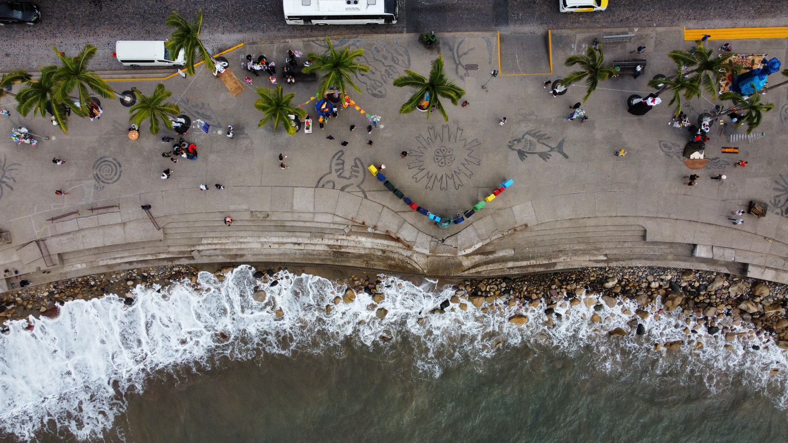 Las catrinas en Puerto Vallarta, una fachada para esconder zonas de riesgo