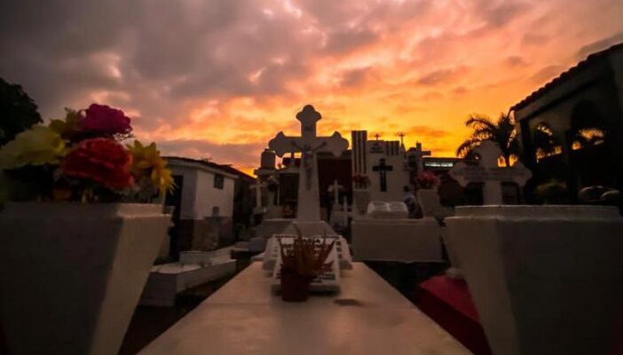 Sin espacio para nuevos difuntos en panteones de Bahía de Banderas
