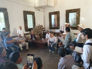 Claudia Delgadillo en reunión con líderes ejidatarios vallartenses 1 Claudia Delgadillo en reunión con líderes ejidatarios vallartenses