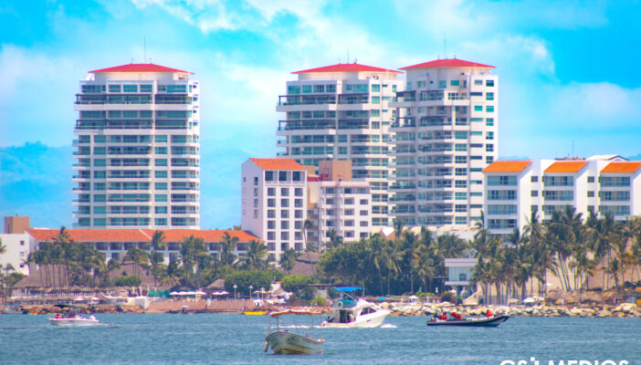 Inicia temporada alta con escasez de trabajadores en hoteles de Puerto Vallarta
