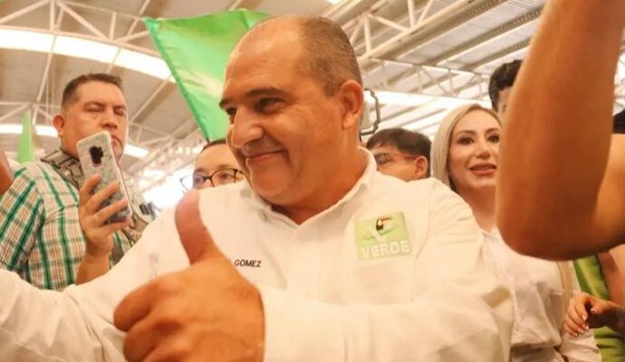 José Gómez Pérez espera designación de Jasmin Bugarin