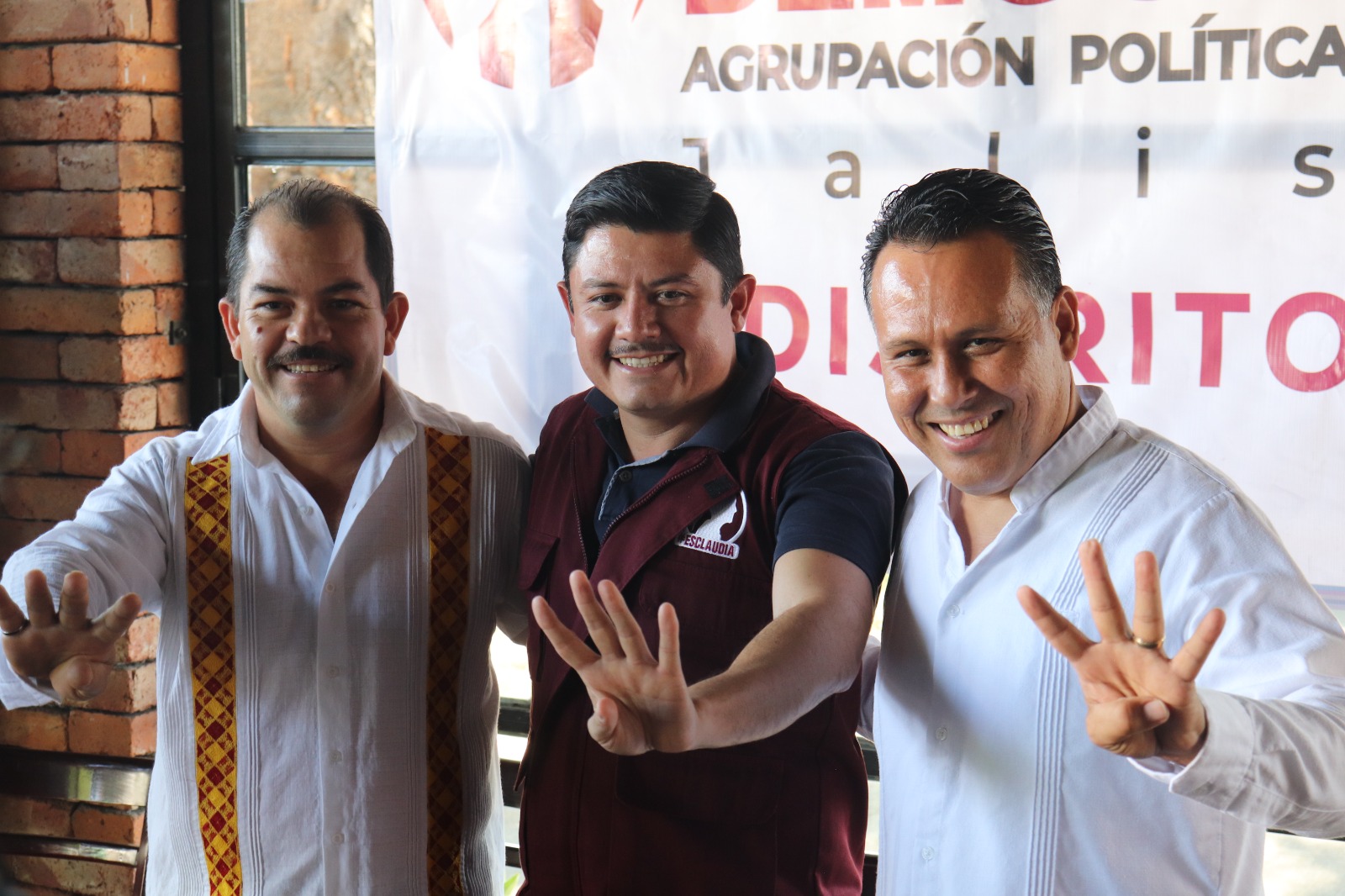 "Que siga la democracia" abandona a Morena en Vallarta 1 Que siga la democracia abandona a Morena en Vallarta