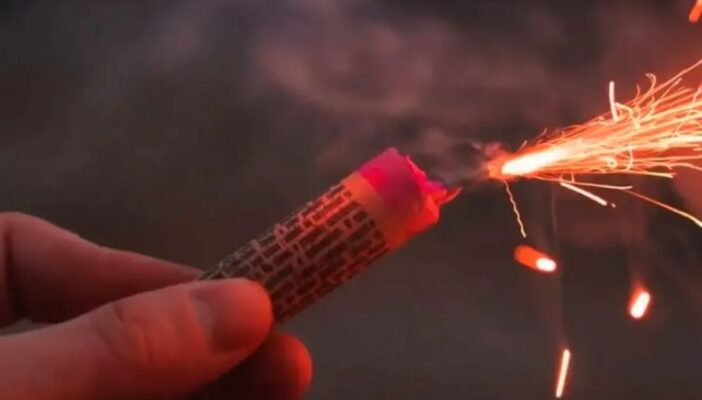 Advierten sobre los riesgos de la pirotecnia en Puerto Vallarta