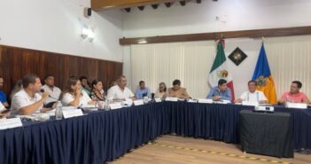 Regidor pide se invierta en ambulancias y no en el DIF