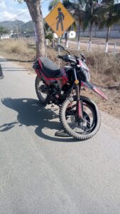 Carro fantasma arrolla a motociclista sobre la 544