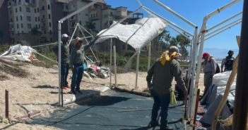 Retiran a masajistas en playa Flamingos