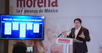 Morena pone a exaspirantes presidenciales en listas para Congreso