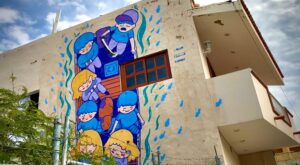 Los murales en fachadas de La Cruz de Huanacaxtle