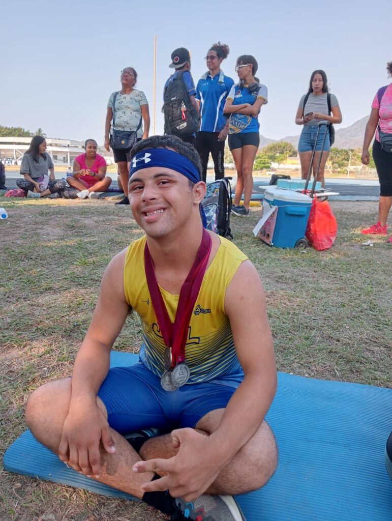 Antonio Lamas gana dos medallas de plata 1 Antonio Lamas