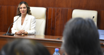 Lía Castro asegura tener la facultad para tomar decisiones sin consultar a Cabildo