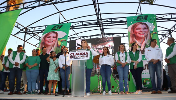 Miles de militantes del PVEM reciben a Claudia Delgadillo en Puerto Vallarta