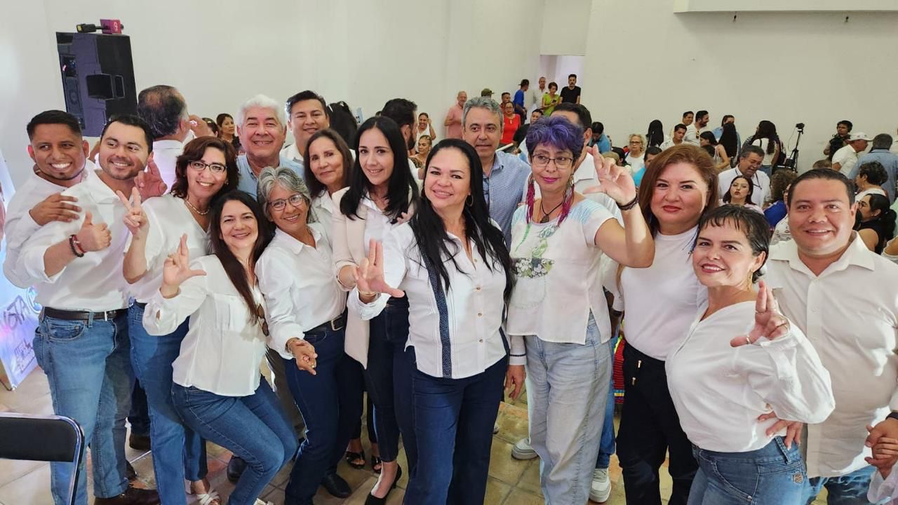 Teresita Marmolejo presenta la planilla que la acompañará este 2 de junio