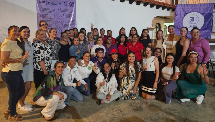 Candidatas firman Pacto de Sororidad propuesto por el colectivo 50+1