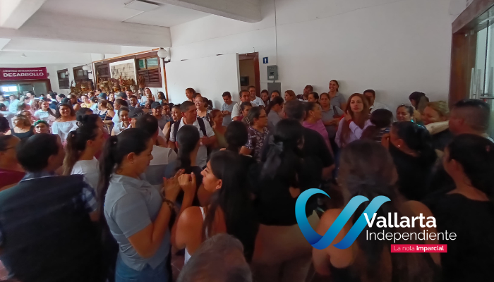 Paro de labores en el Ayuntamiento de Puerto Vallarta