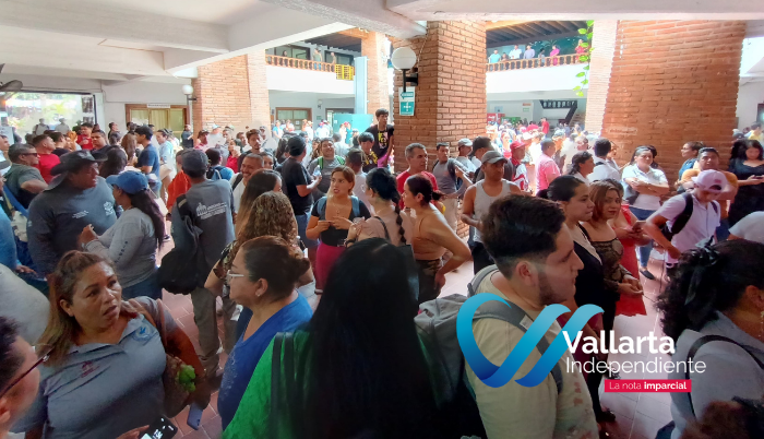 Paro de labores en el Ayuntamiento de Puerto Vallarta