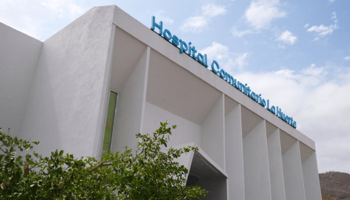 Inauguran hospital en La Huerta con inversión de 150 millones de pesos