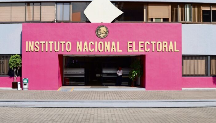 Posible suplantación de identidad LGBT+ en elecciones: una forma de violencia, según el INE