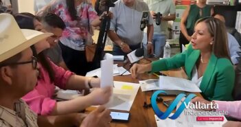 Acusan corrupción y malos manejos en Padrón y Licencias de Bahía de Banderas