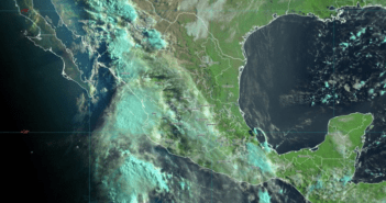 Depresión Tropical Tres-E Se Forma en el Océano Pacífico