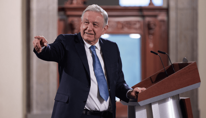 AMLO sugiere motivos económicos tras la intervención de EE. UU. en la reforma al Poder Judicial