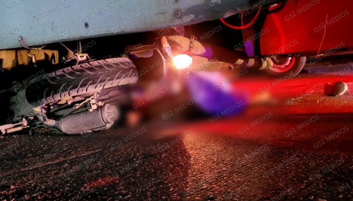 choque por alcance motociclista