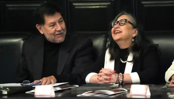 La ministra Norma Piña junto al Senador Fernández Noroña.