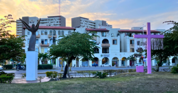 Oficializan el nombramiento de un área verde en Puerto Vallarta como "Parque de las Mujeres".