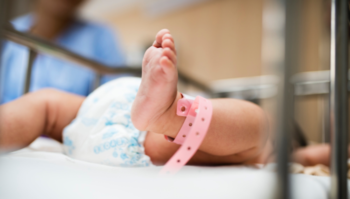 Disminuye la tasa de natalidad en México.