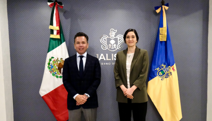 Lemus recibe a la titular del Sistema Nacional de Seguridad Pública.