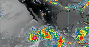 'Cosme' se forma en el Pacífico, mientras 'Barbara' afecta costas mexicanas