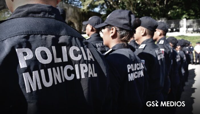 Policías de Puerto Vallarta acusan trato desigual en pago de bono prometido por el alcalde Luis Munguía