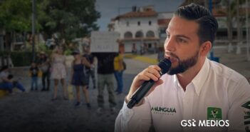 Aún con problemas en Puerto Vallarta, Luis Munguía festejará su primer año de gobierno